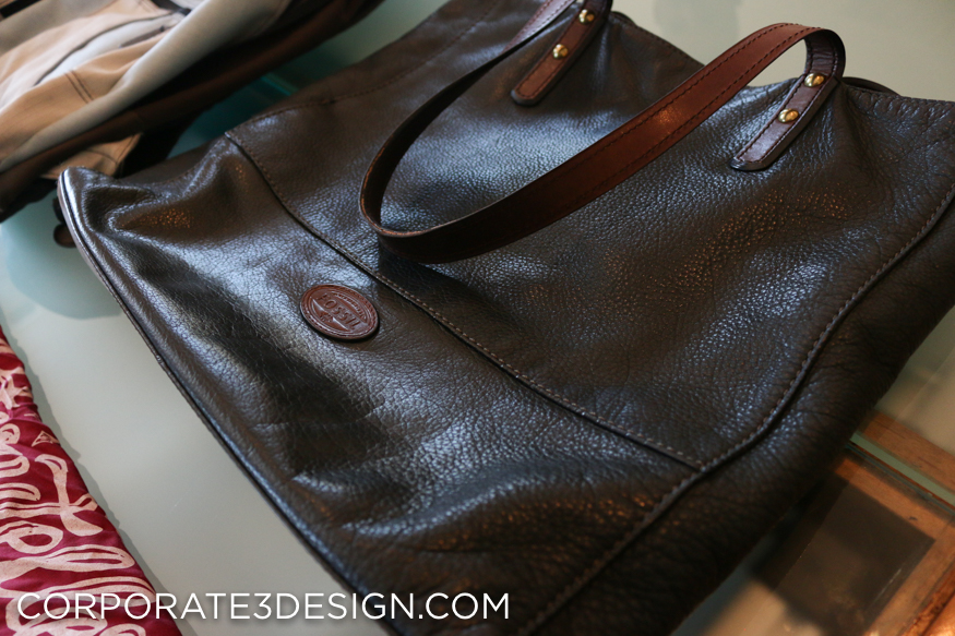 An Inside Look At Carolyn's Everyday Carry | Corporate Three Design 402 ...